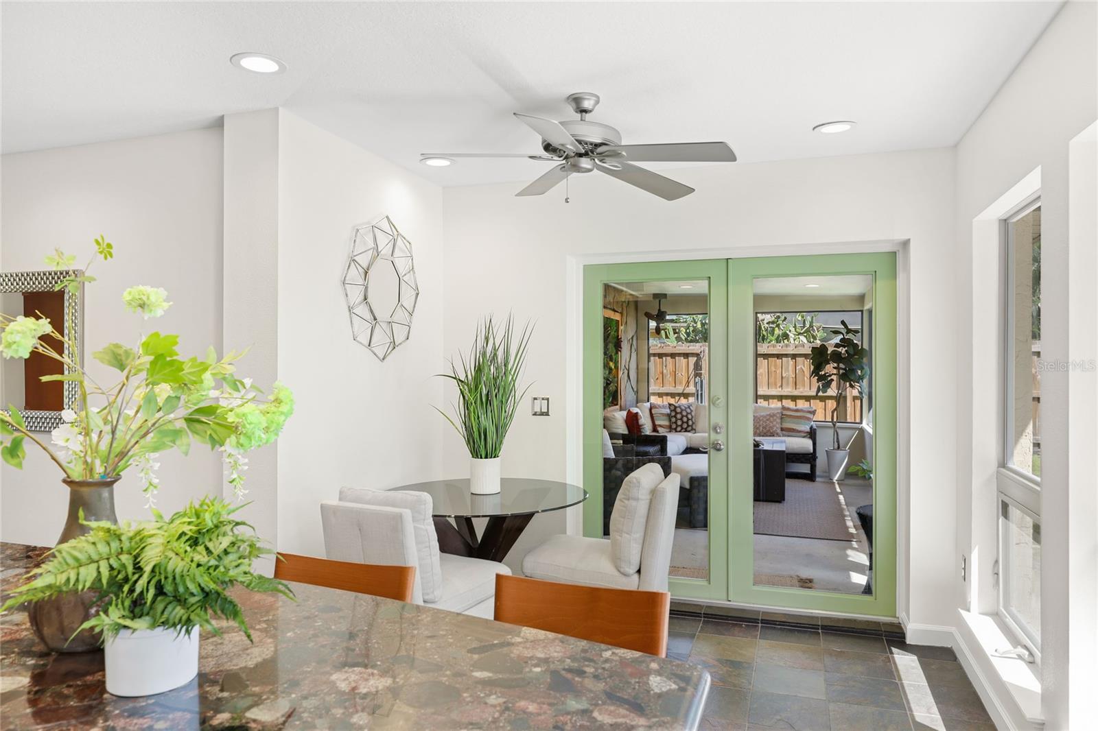 2630 SUNNYBROOK DR — photo 15
