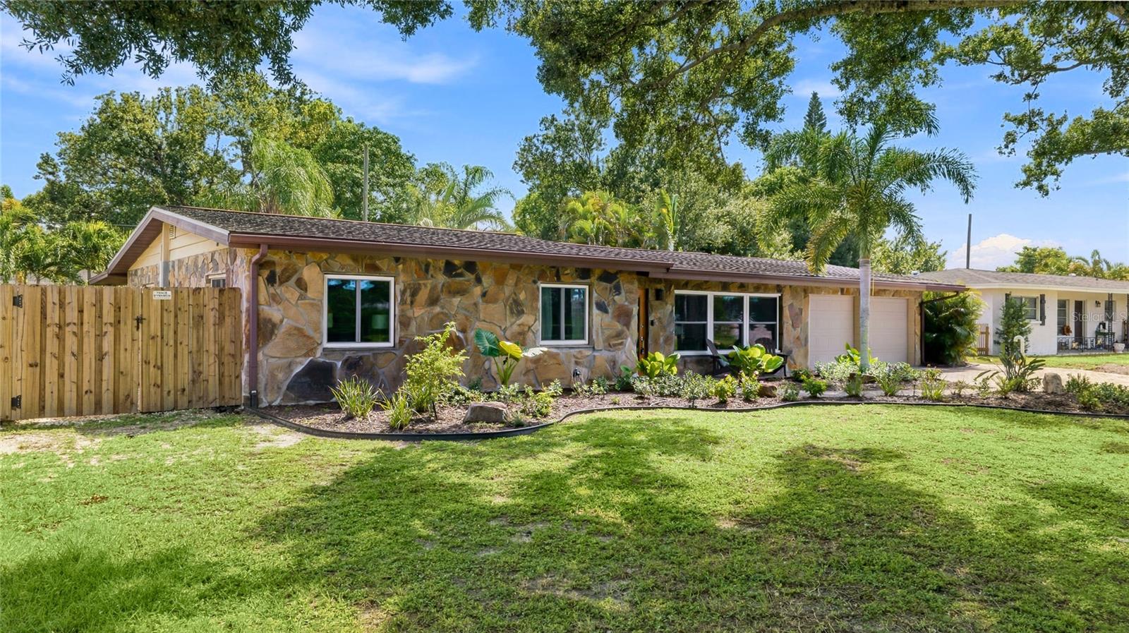 2630 SUNNYBROOK DR — photo 34