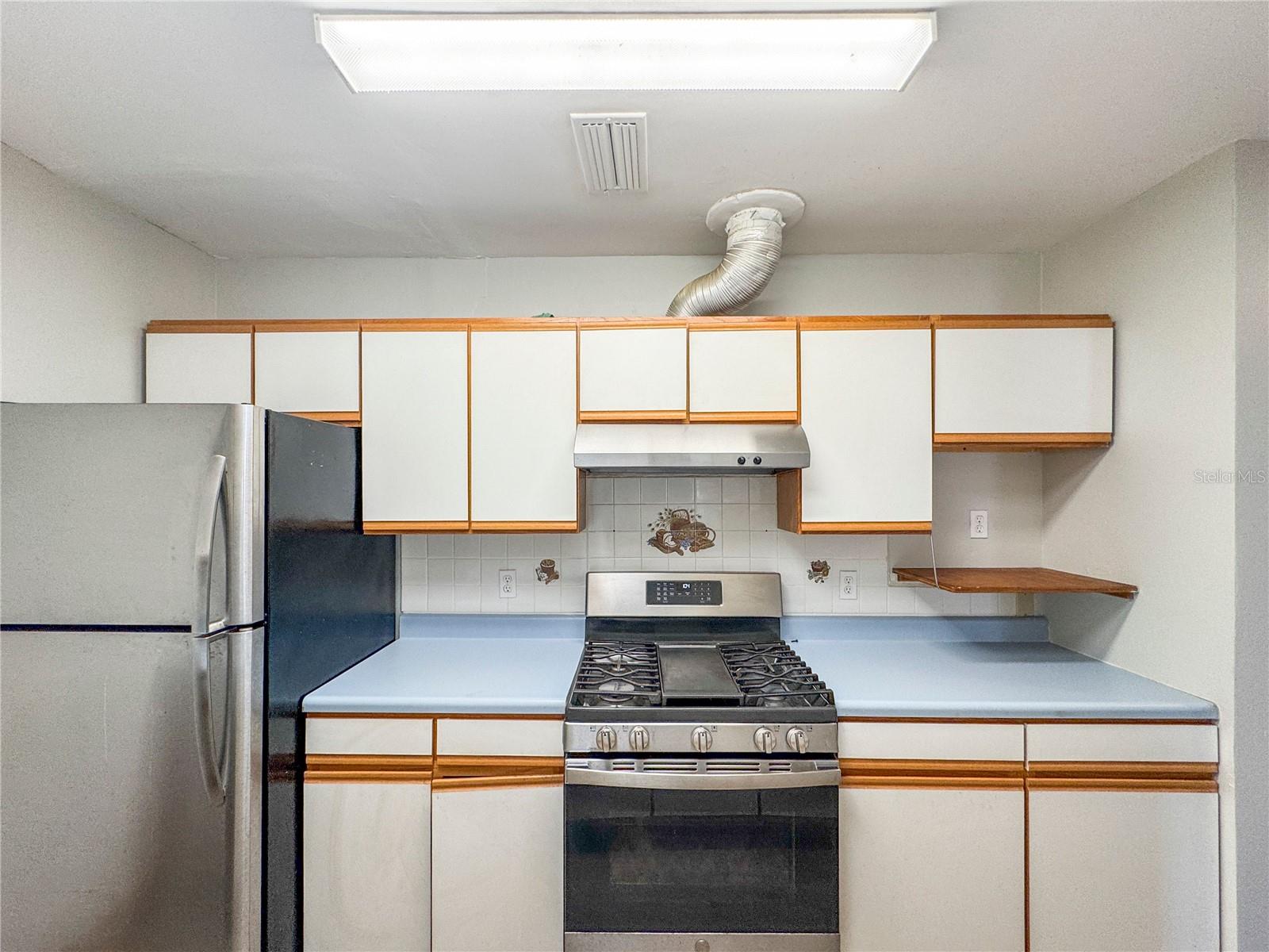 1104 YALE AVE — photo 2