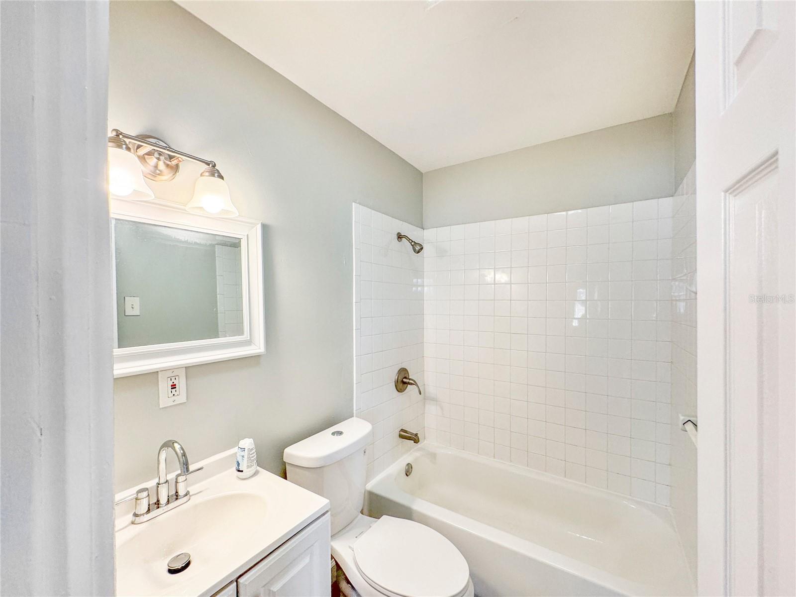 1104 YALE AVE — photo 11