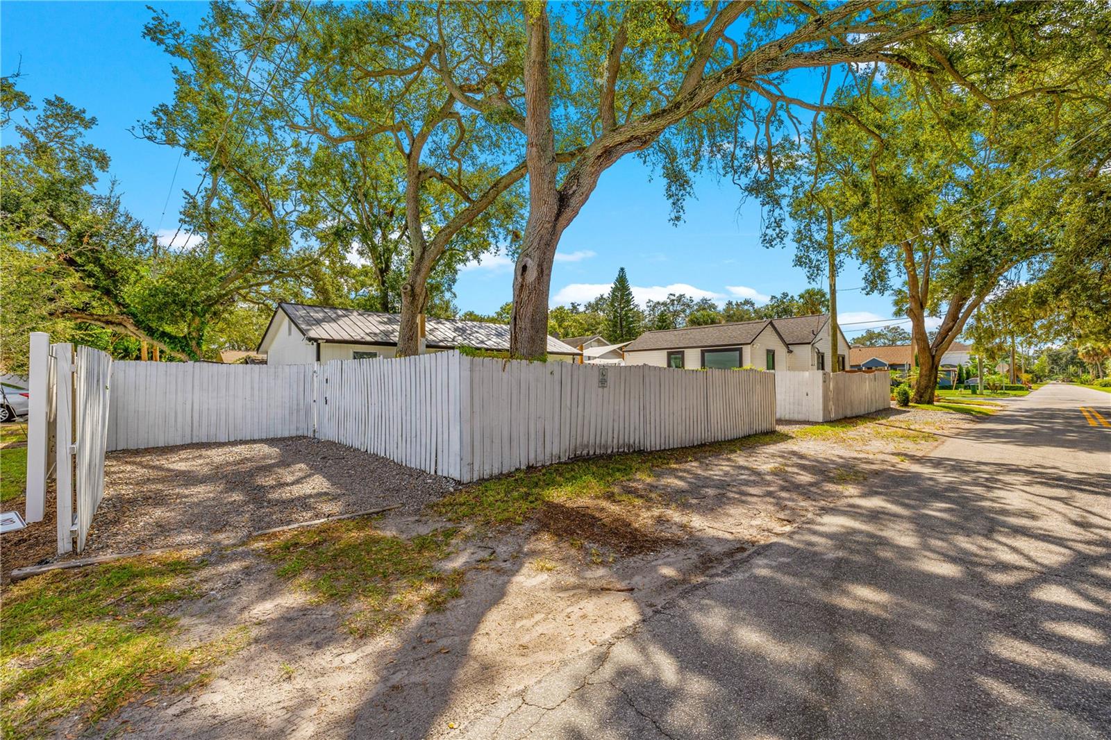 3123 W MARLIN AVE — photo 60