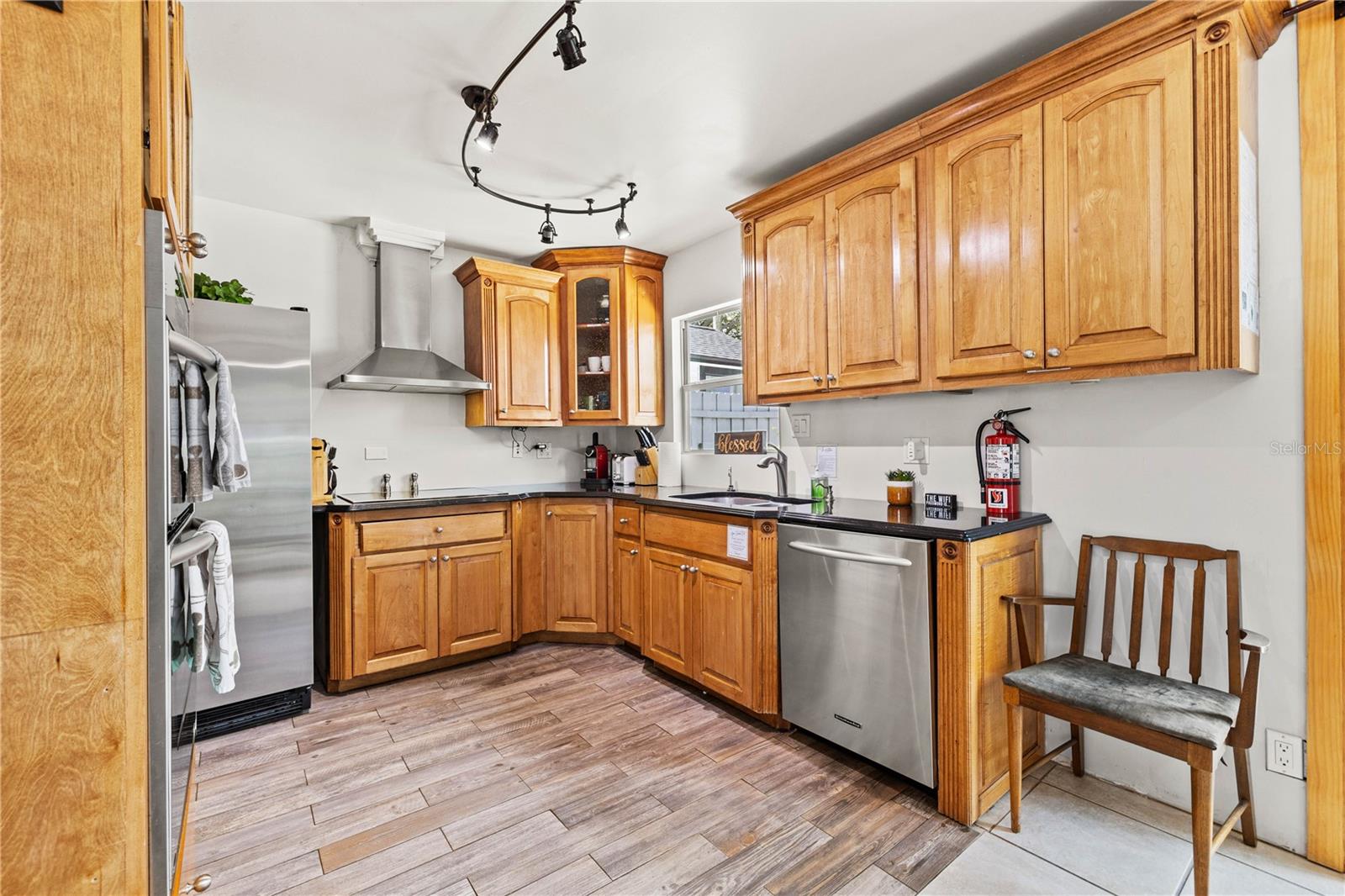 3123 W MARLIN AVE — photo 49
