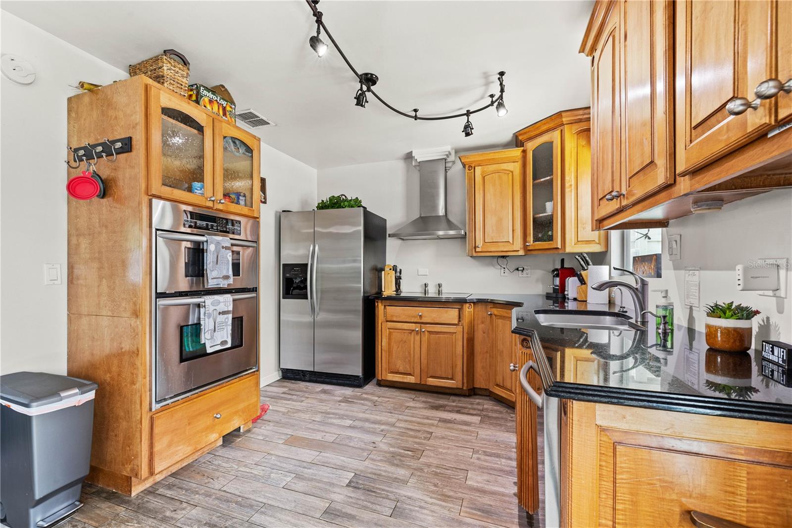 3123 W MARLIN AVE — photo 41