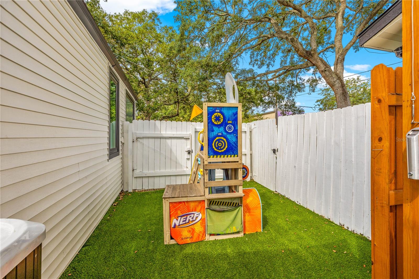 3123 W MARLIN AVE — photo 35