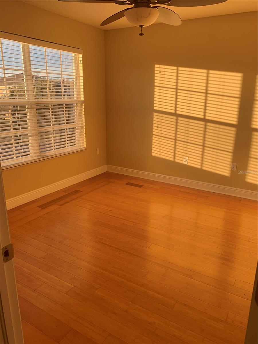 8810 CAMERON CREST DR — photo 26