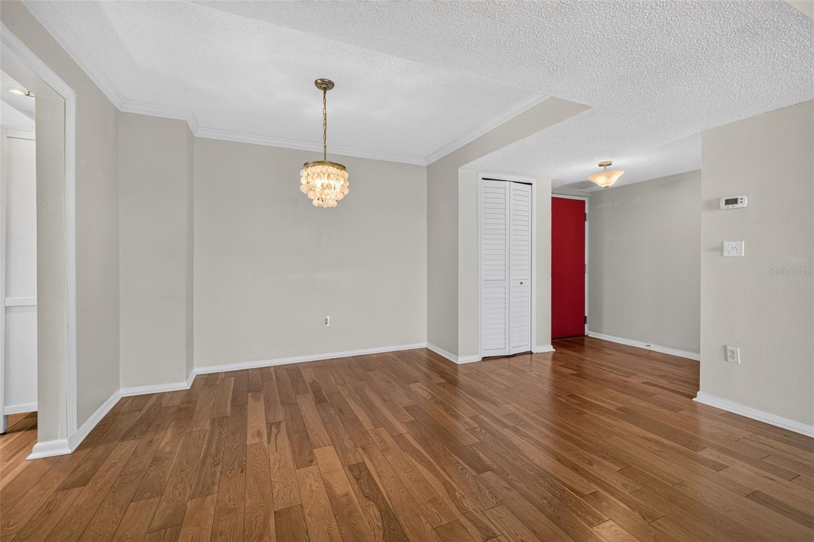 1120 N SHORE DR NE #502 — photo 2