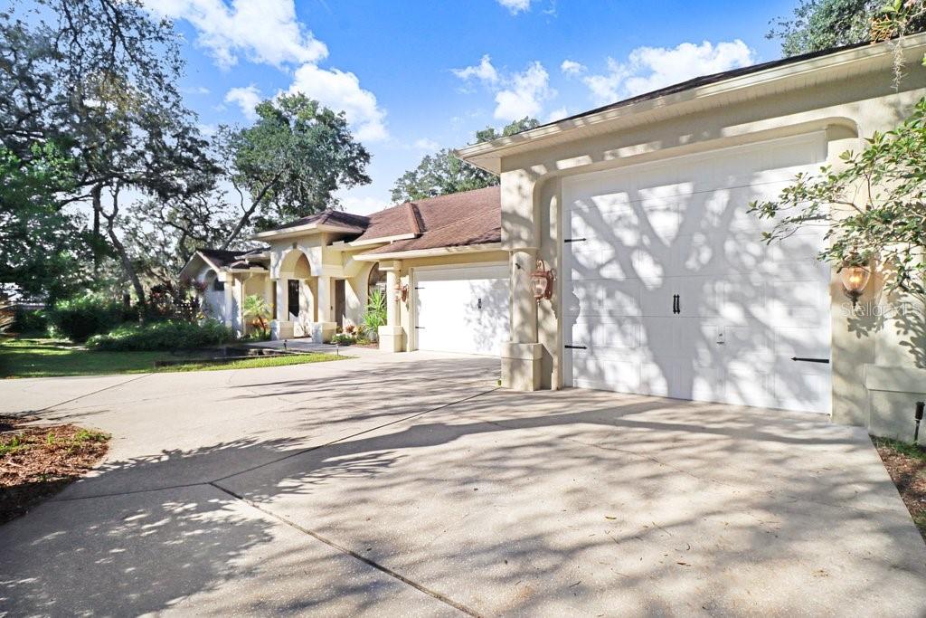 8705 CRESCENT FOREST BLVD — photo 4