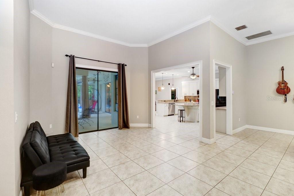 8705 CRESCENT FOREST BLVD — photo 10