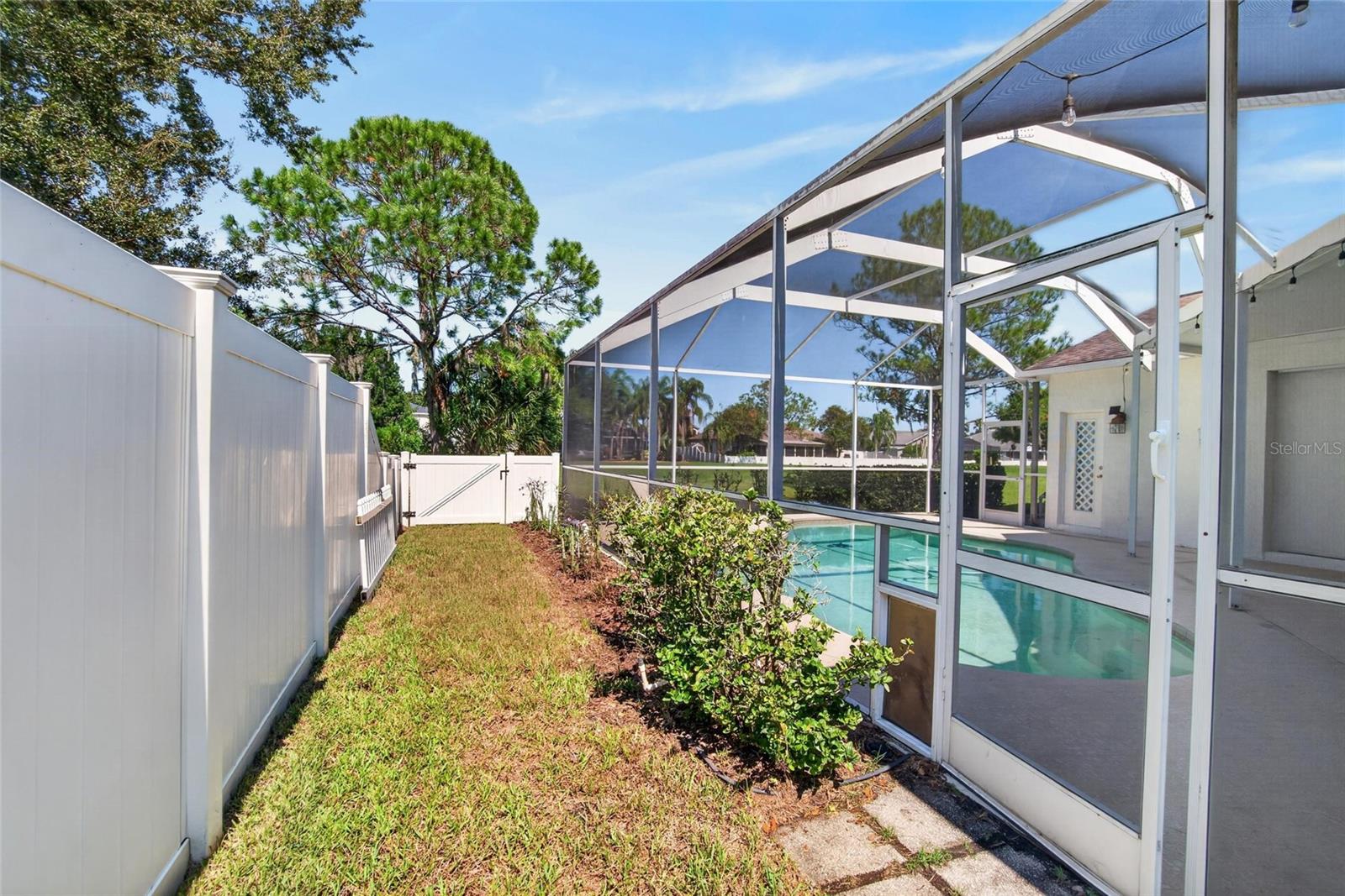 11220 SAILBROOKE DR — photo 52