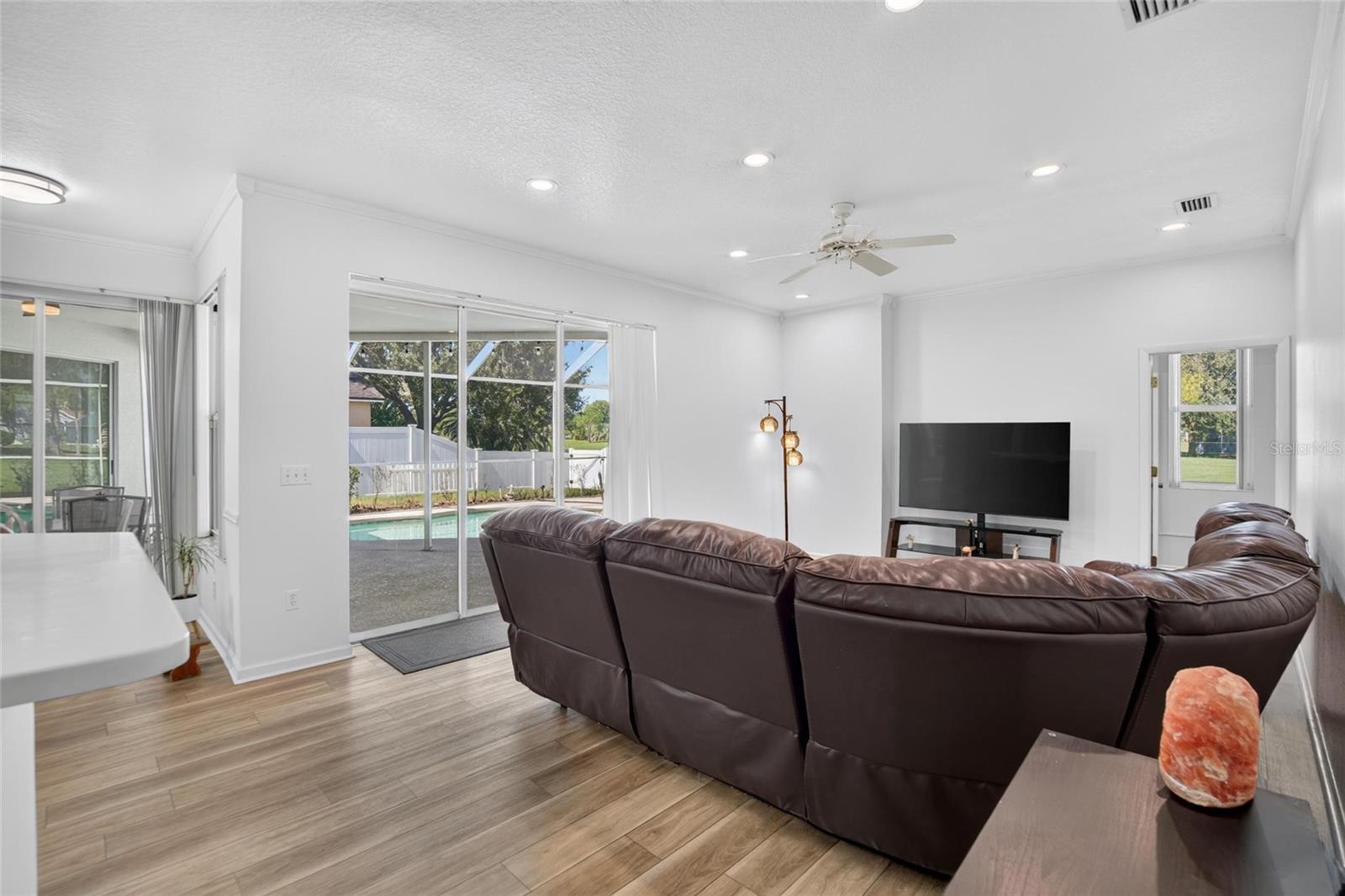 11220 SAILBROOKE DR — photo 32