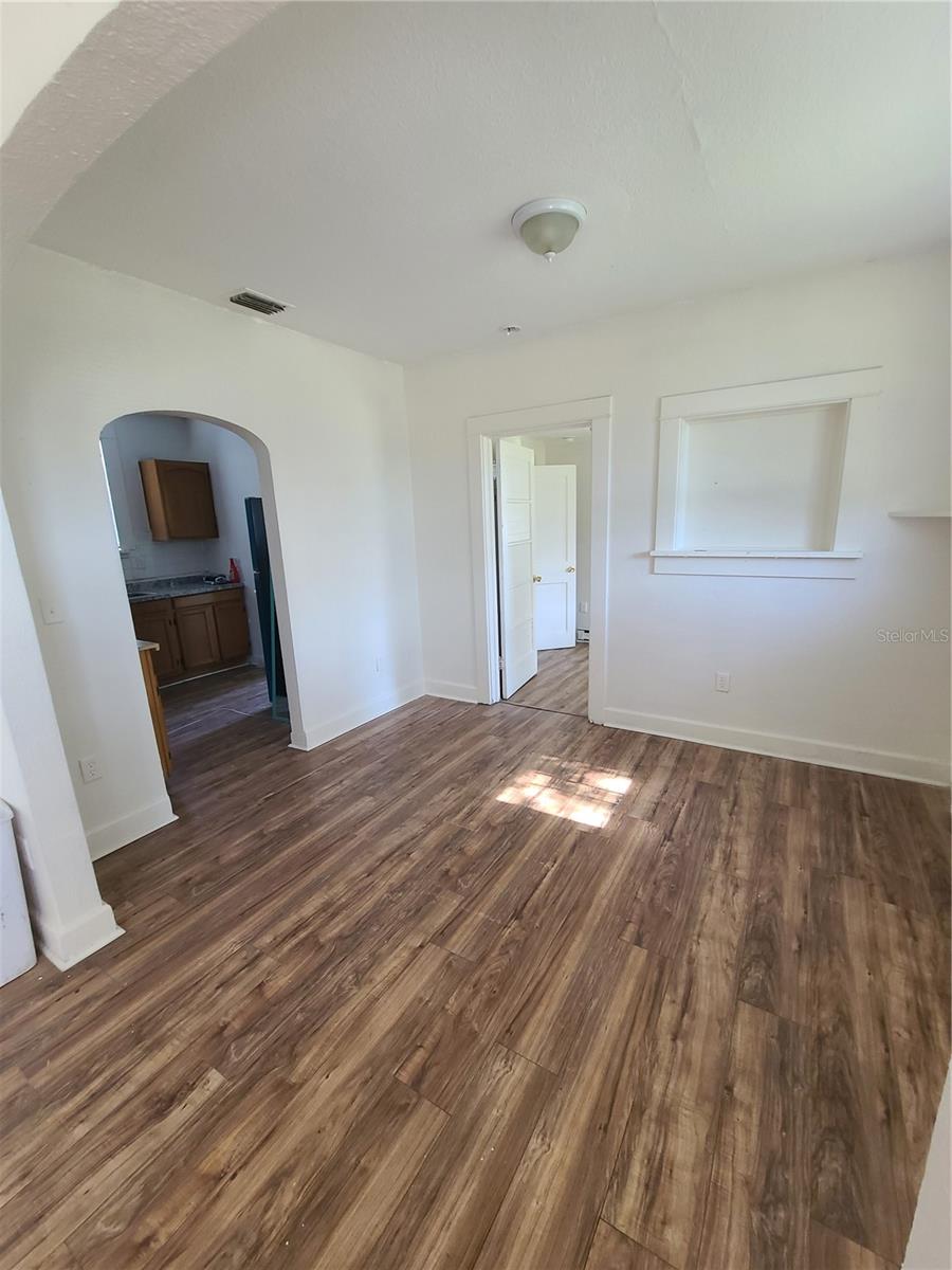 1060 18TH AVE S — photo 8