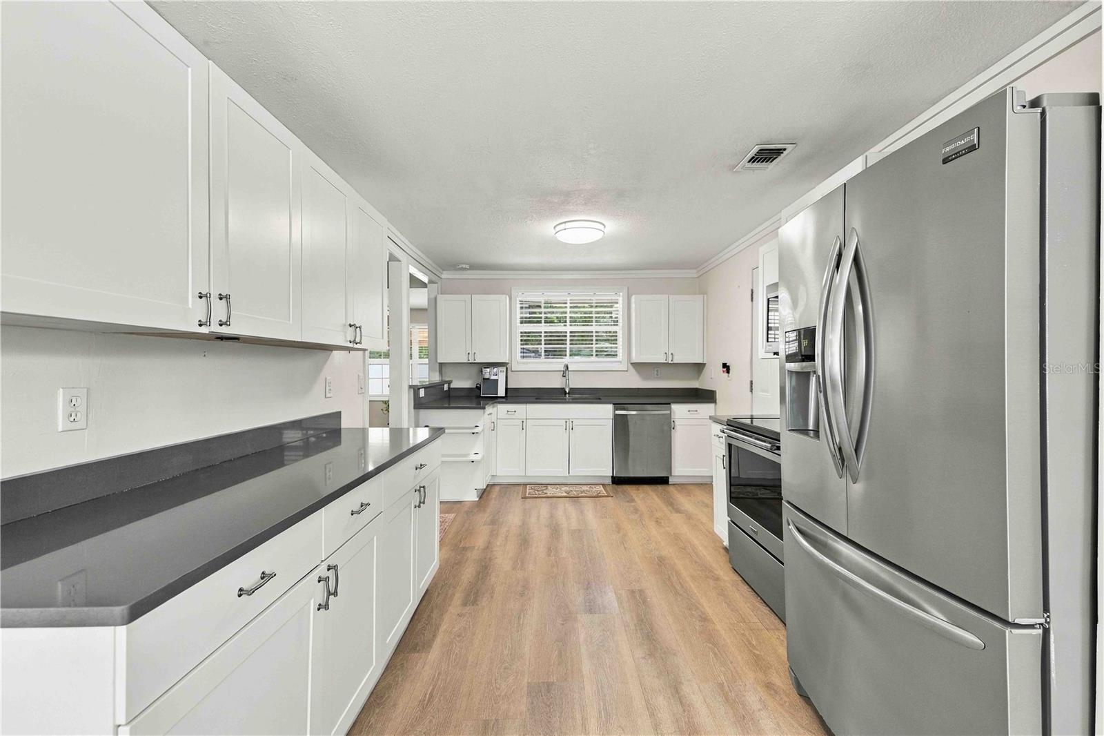 710 26TH ST W — photo 9