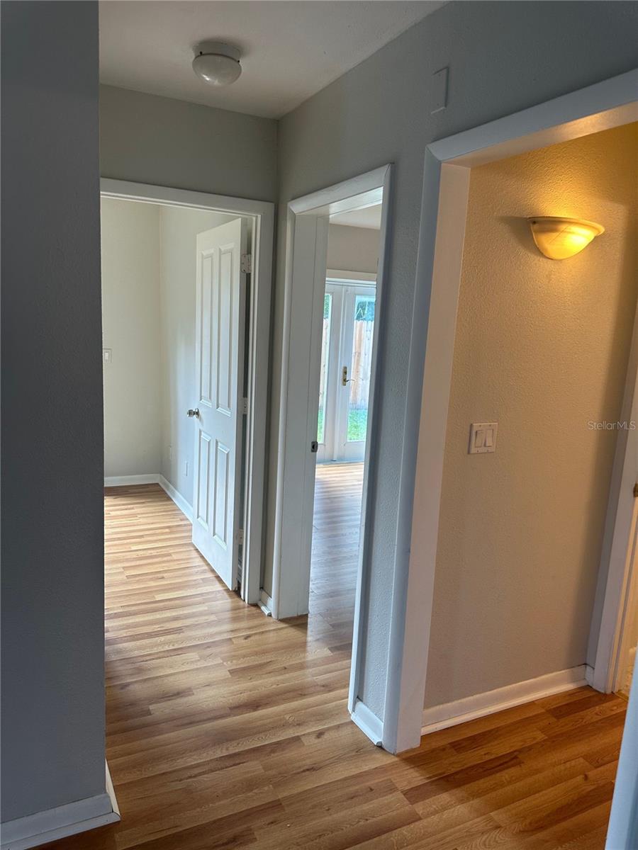 204 W 36TH ST W — photo 12