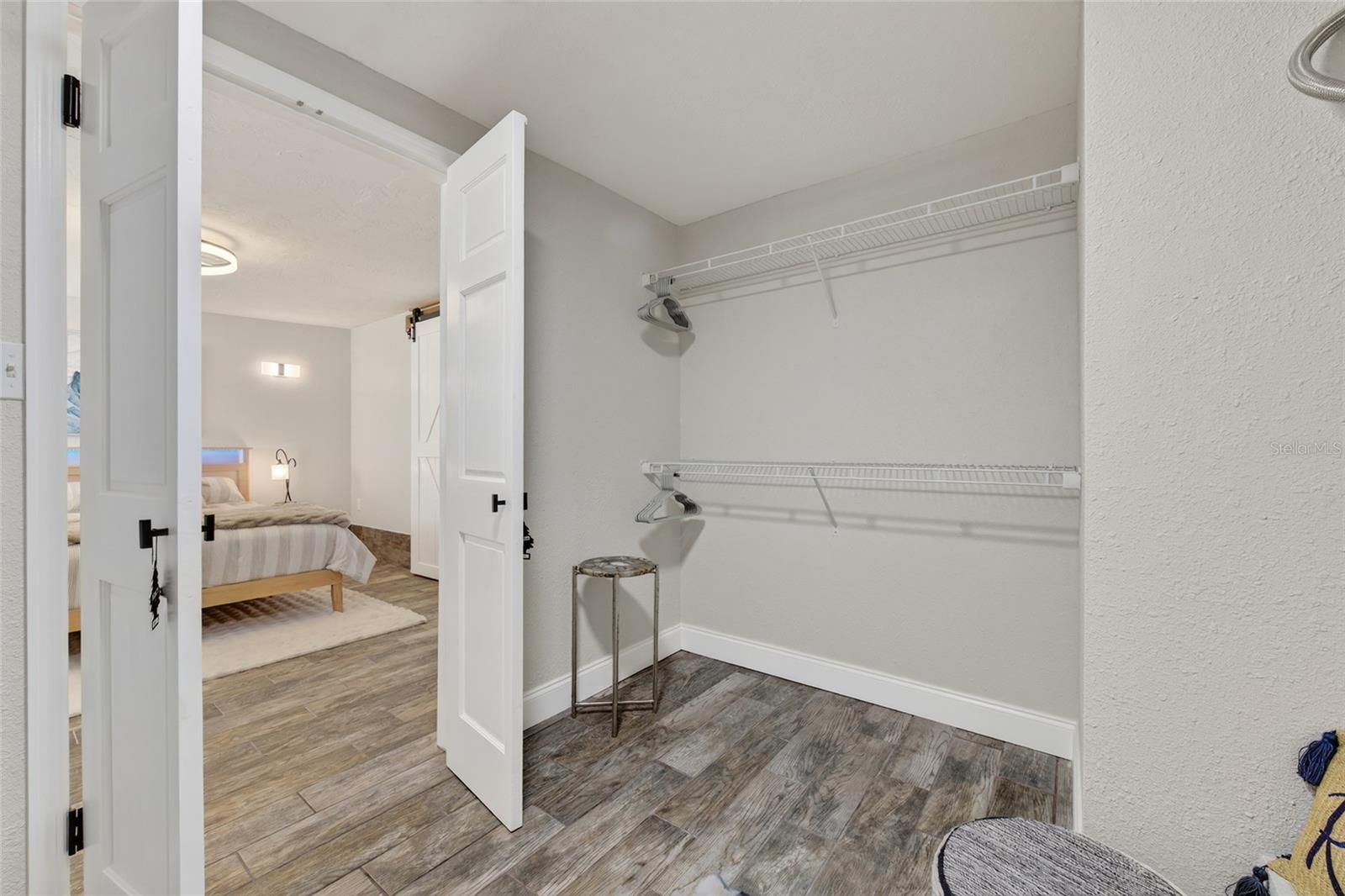 13309 CAROL DR — photo 23
