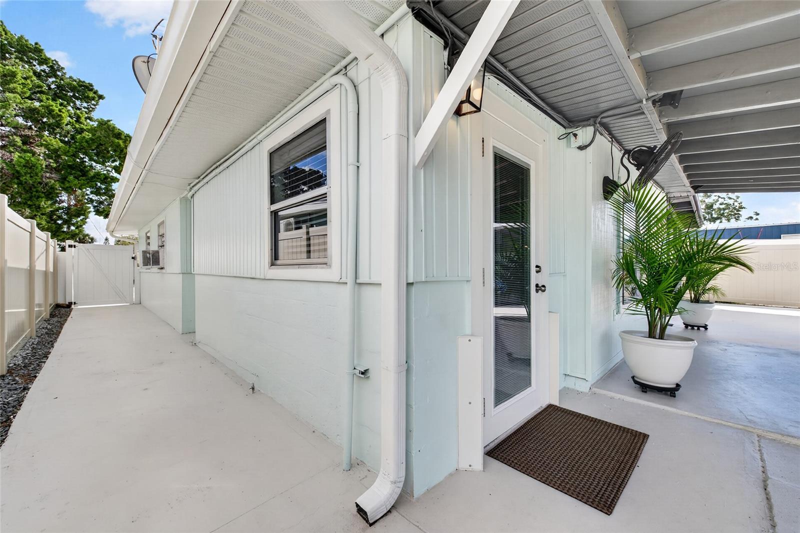 13309 CAROL DR — photo 51