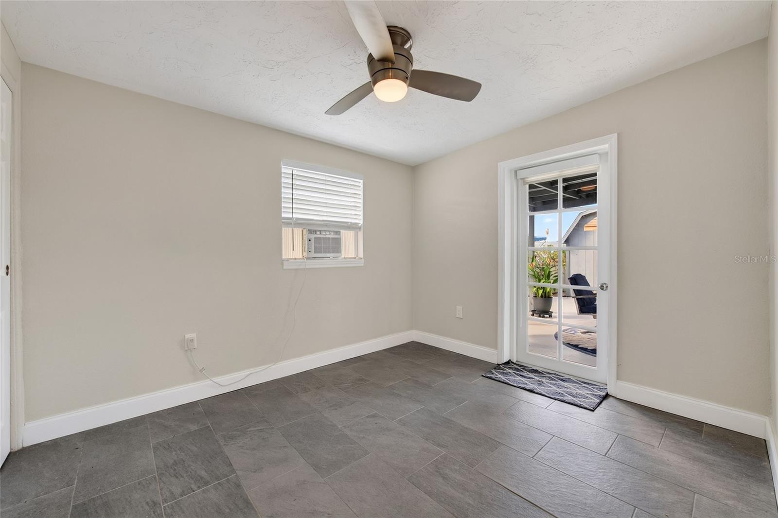 13309 CAROL DR — photo 28