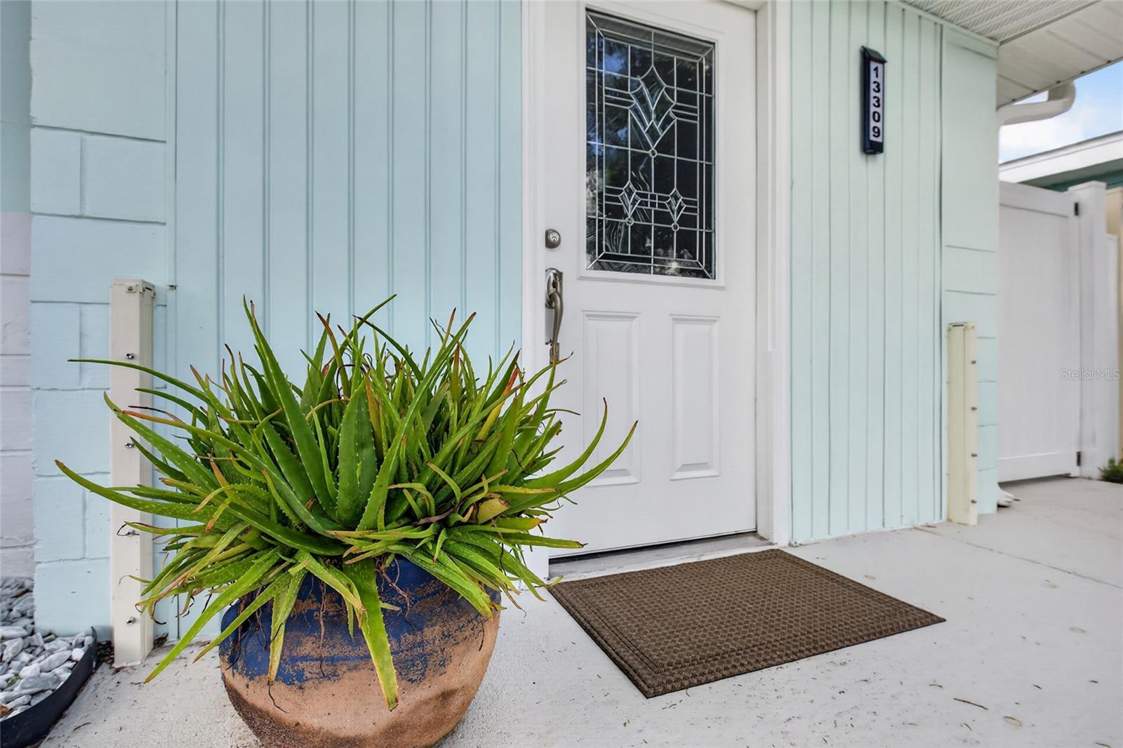 13309 CAROL DR — photo 35