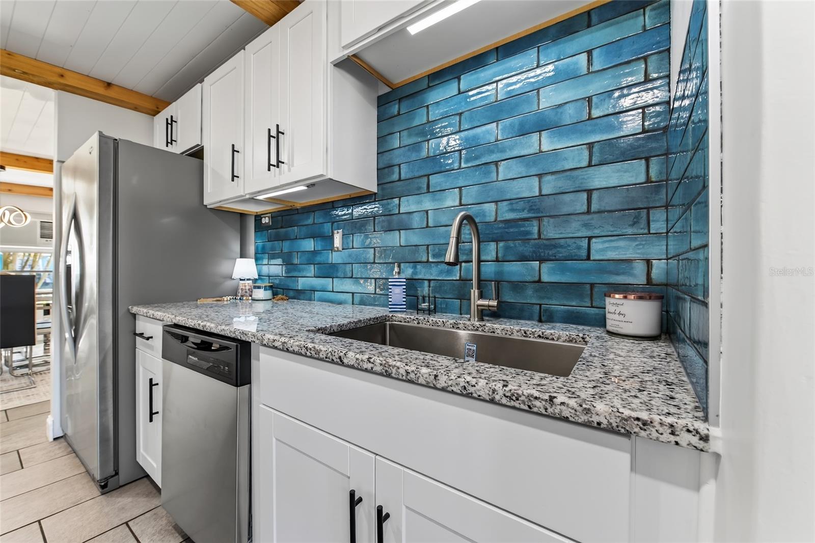 13309 CAROL DR — photo 6