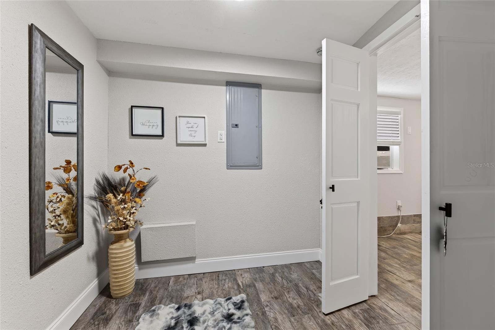 13309 CAROL DR — photo 22