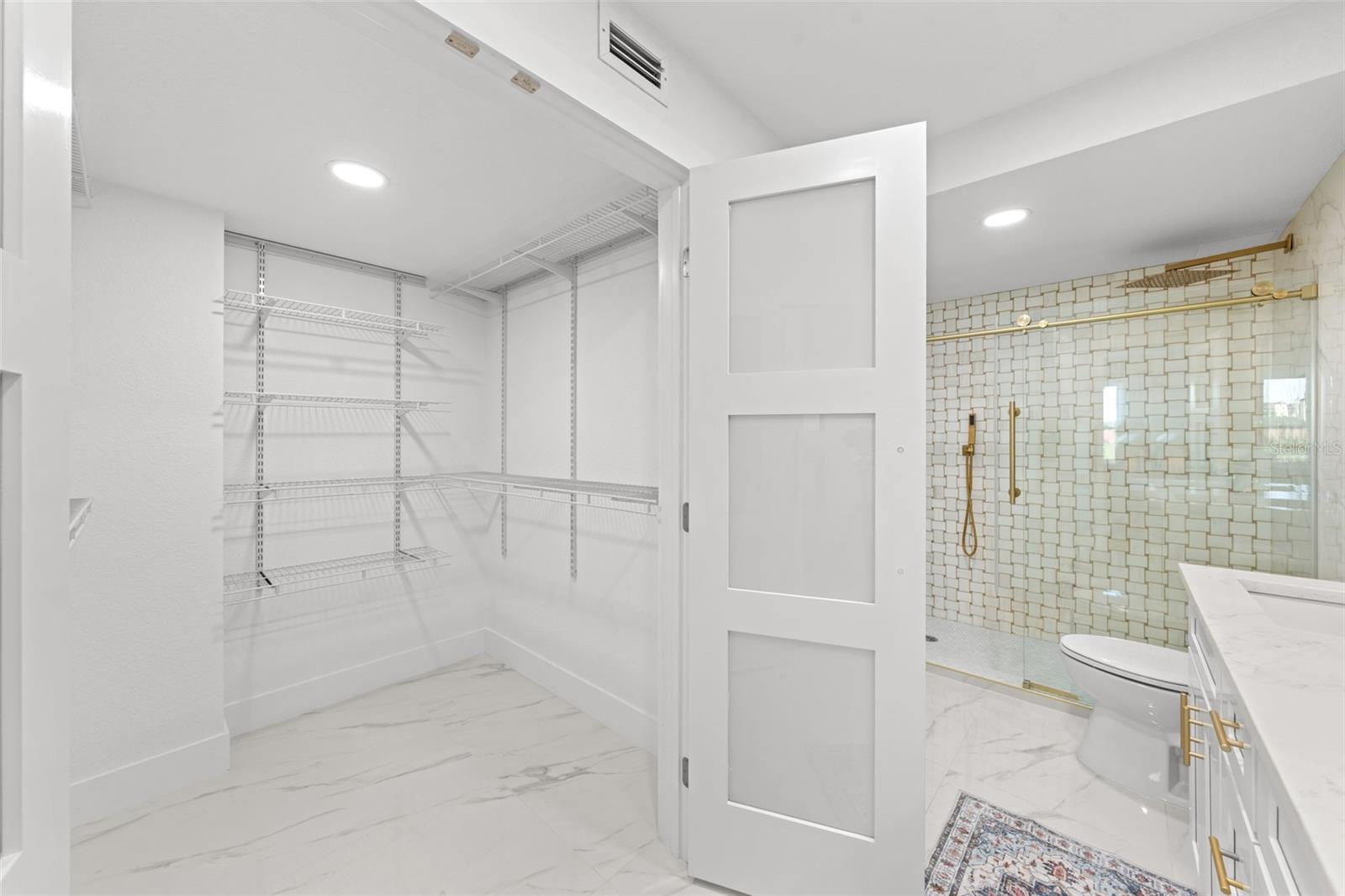 4900 BRITTANY DR S #405 — photo 30