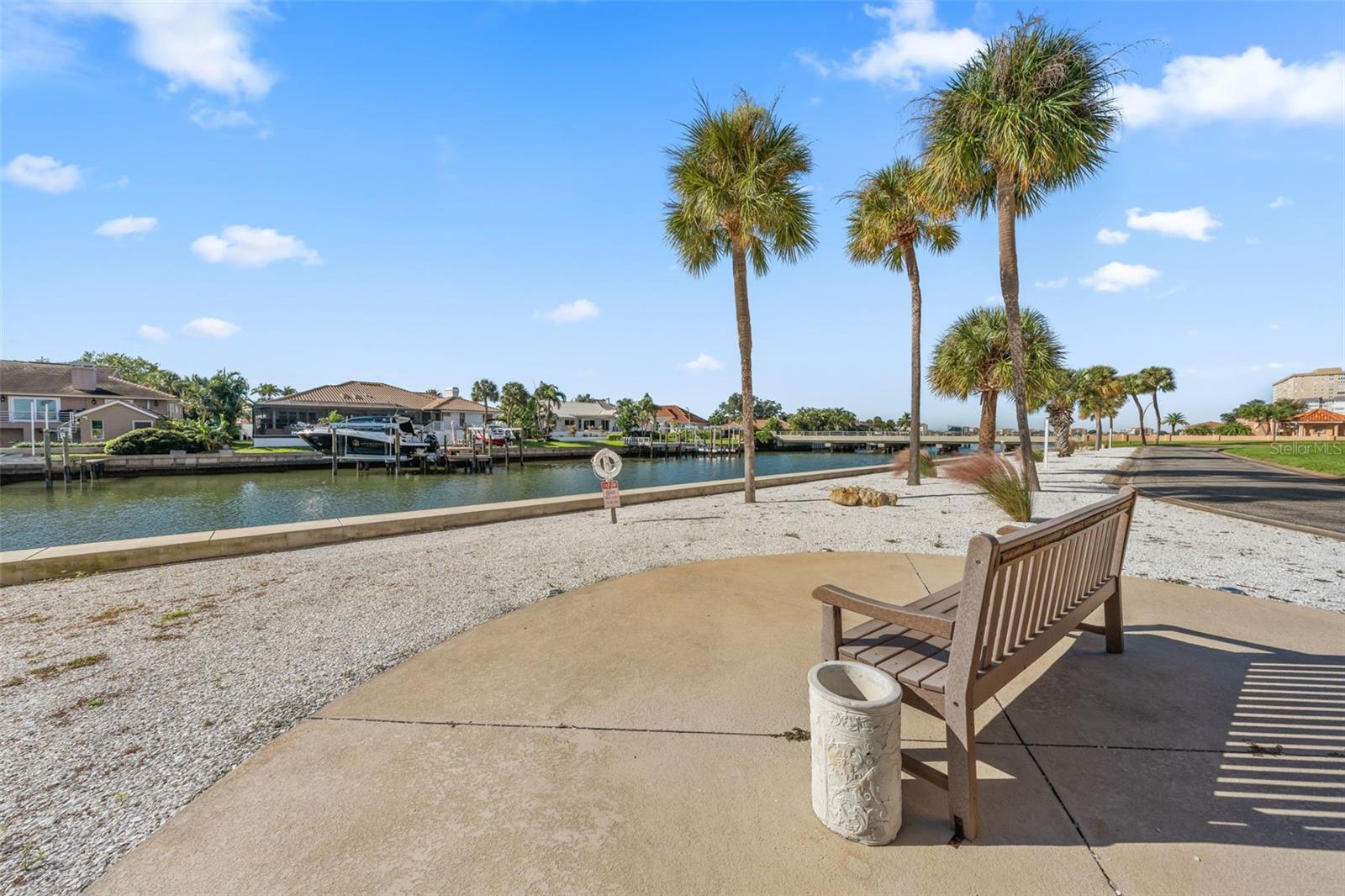 4900 BRITTANY DR S #405 — photo 41