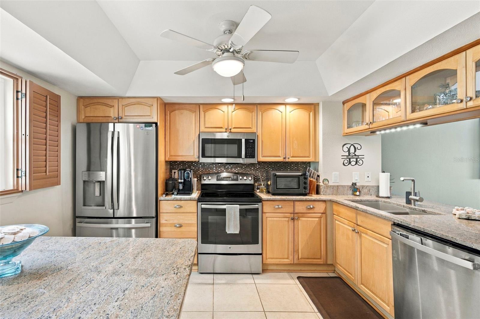 12148 CAPRI CIR — photo 12