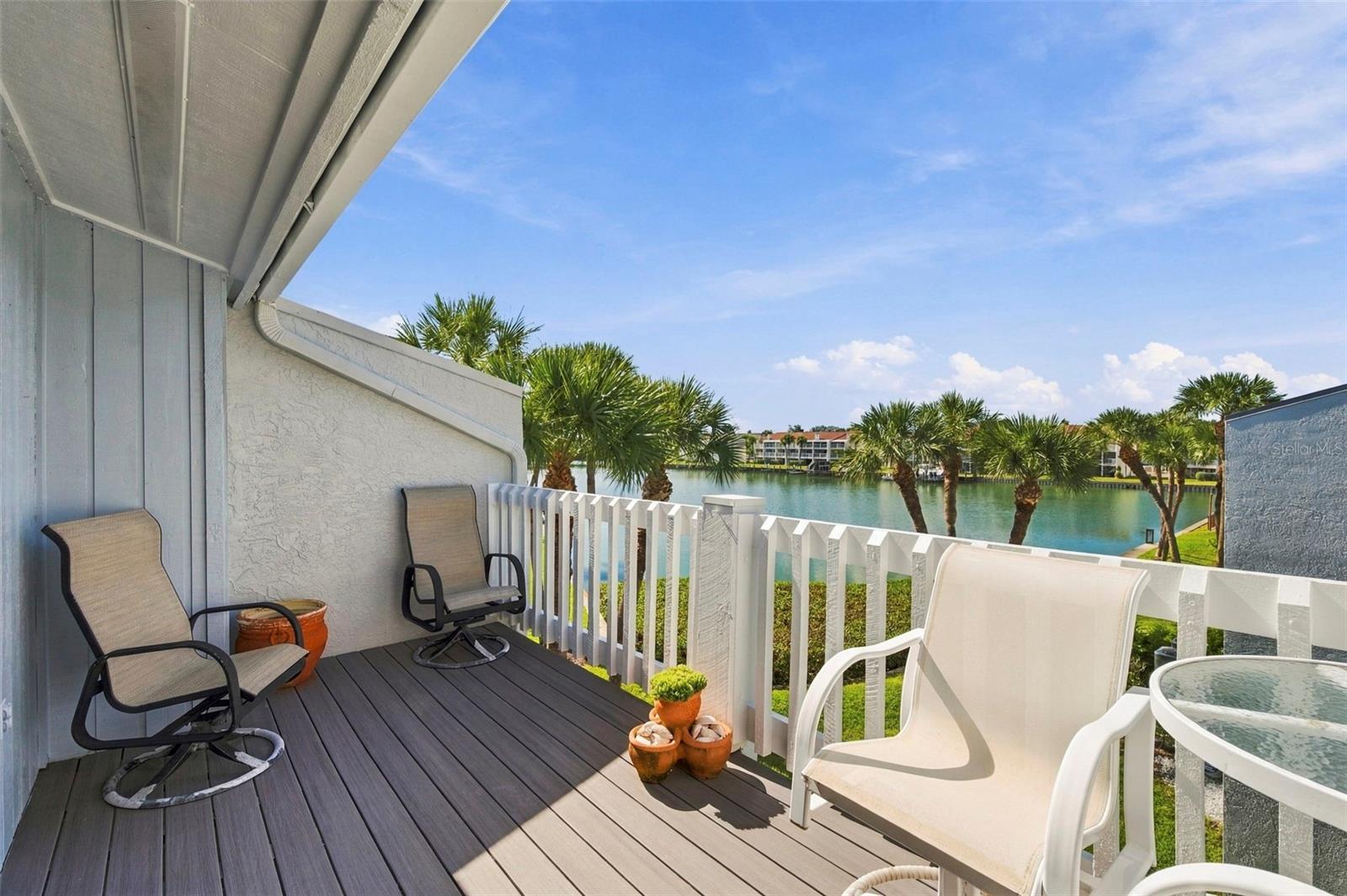 12148 CAPRI CIR — photo 33