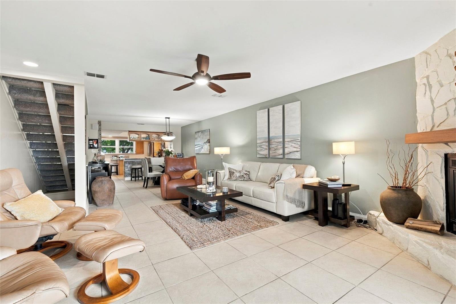 12148 CAPRI CIR — photo 11