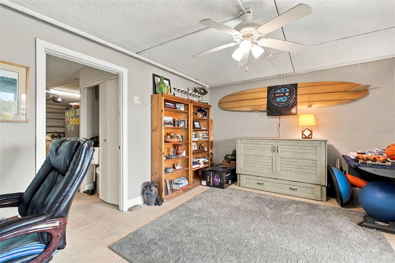 12148 CAPRI CIR — photo 29