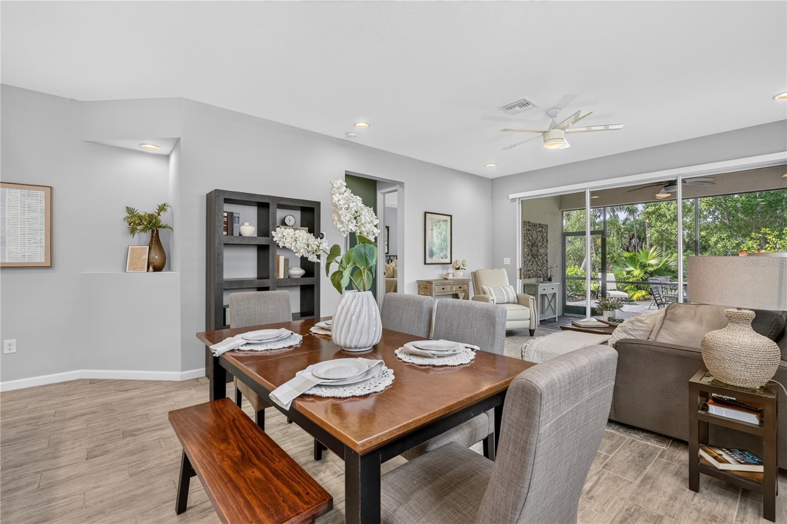 11910 TAPESTRY LN — photo 11