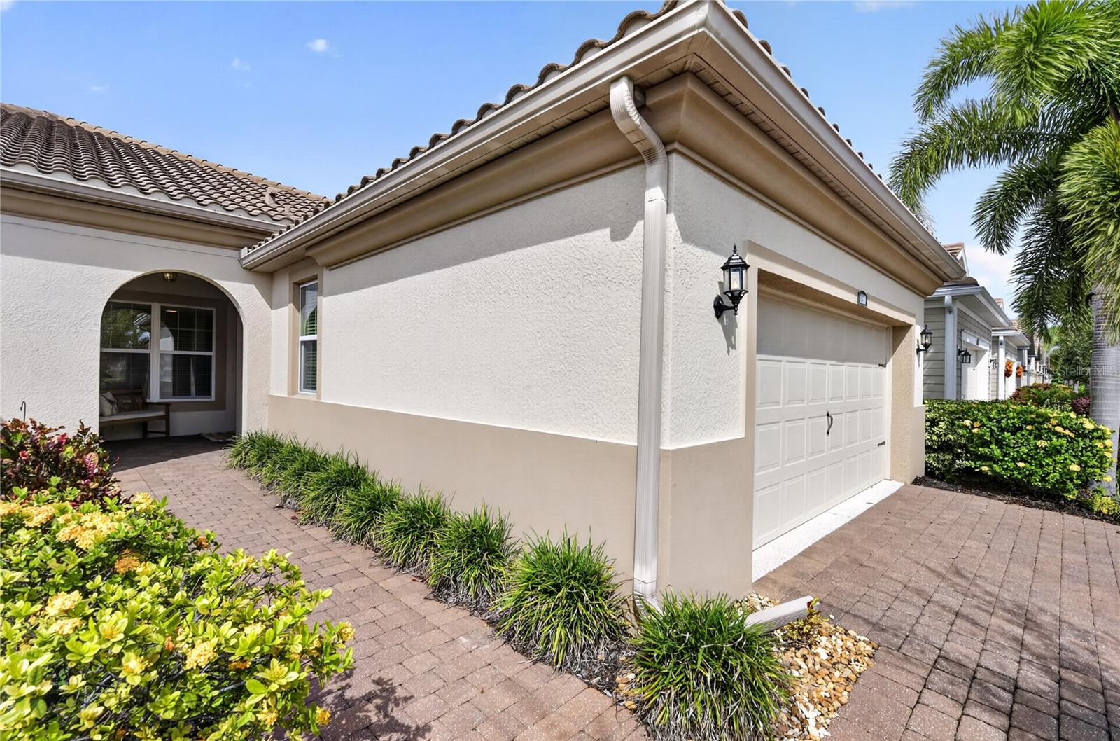 11910 TAPESTRY LN — photo 3