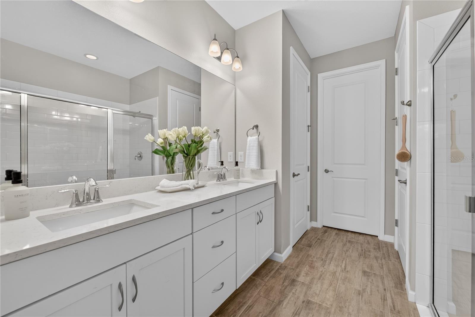 11910 TAPESTRY LN — photo 21