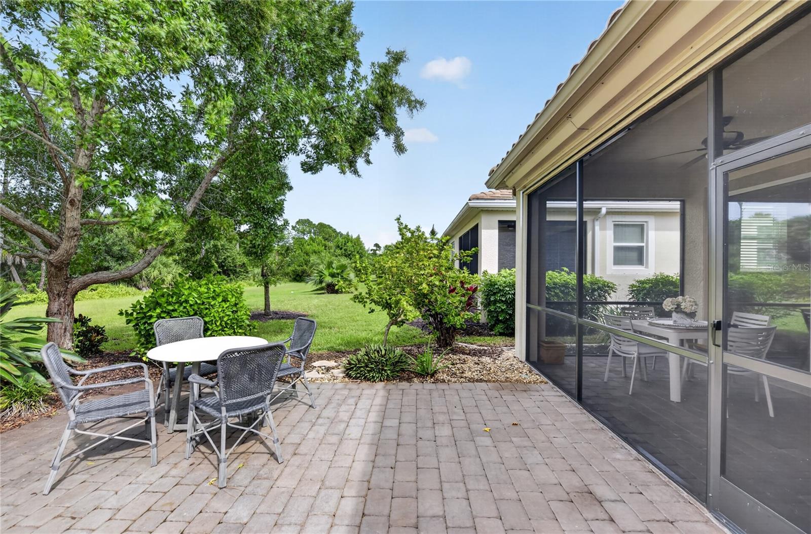11910 TAPESTRY LN — photo 34