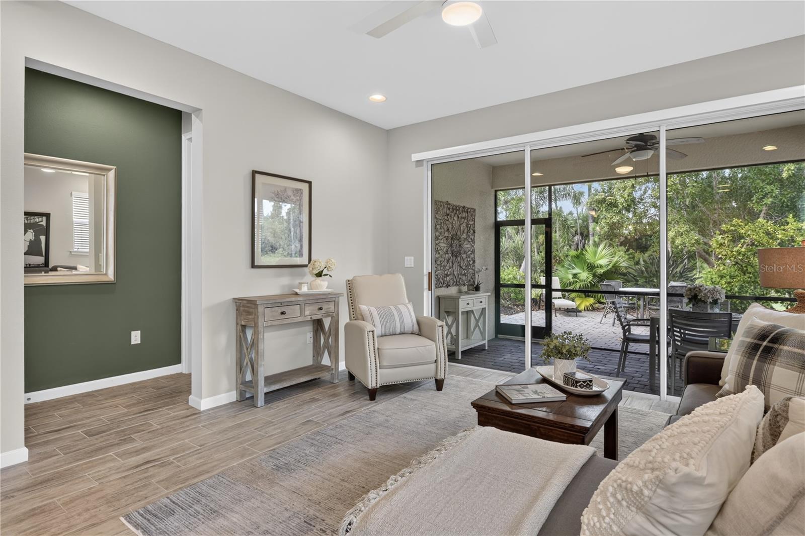 11910 TAPESTRY LN — photo 17