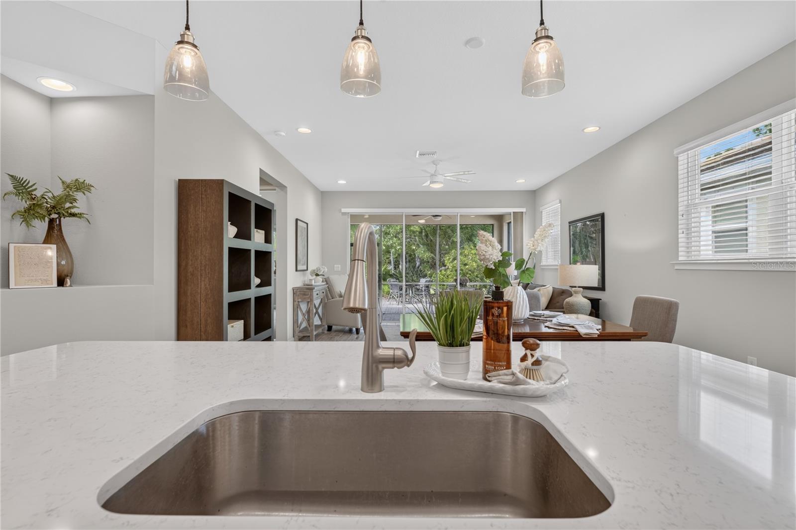 11910 TAPESTRY LN — photo 12