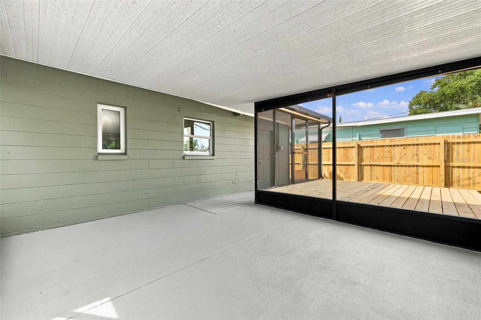 10493 116TH AVE — photo 23