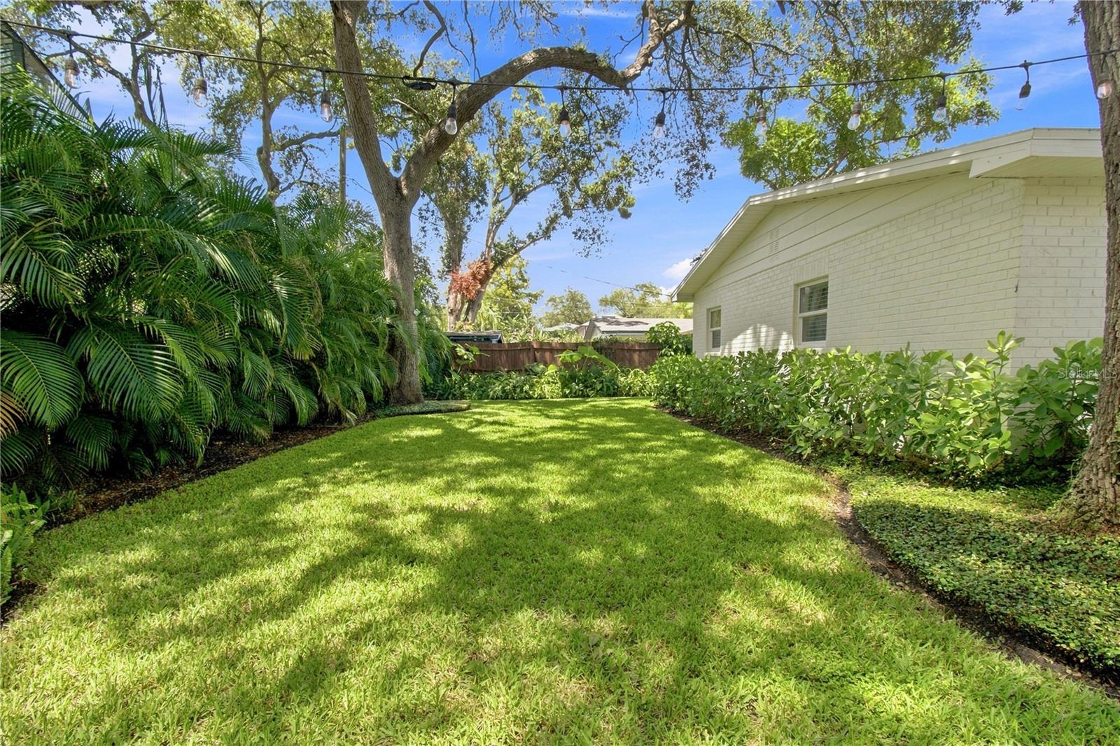 4613 S FERDINAND AVE — photo 45