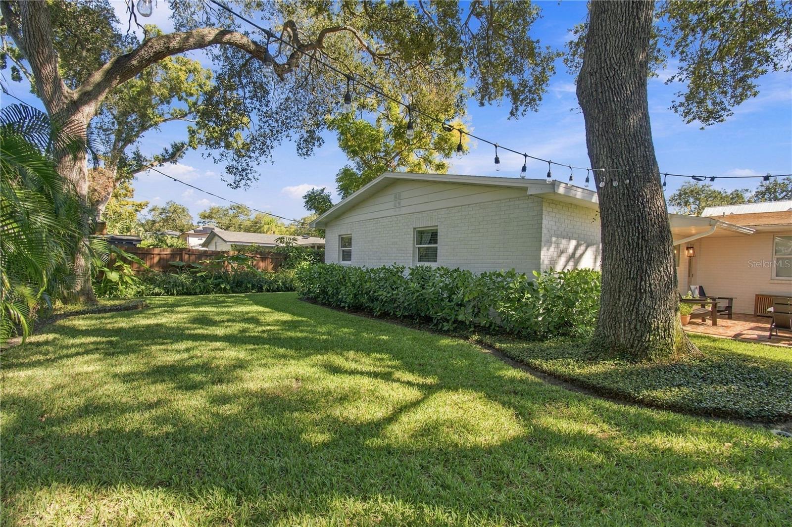 4613 S FERDINAND AVE — photo 42