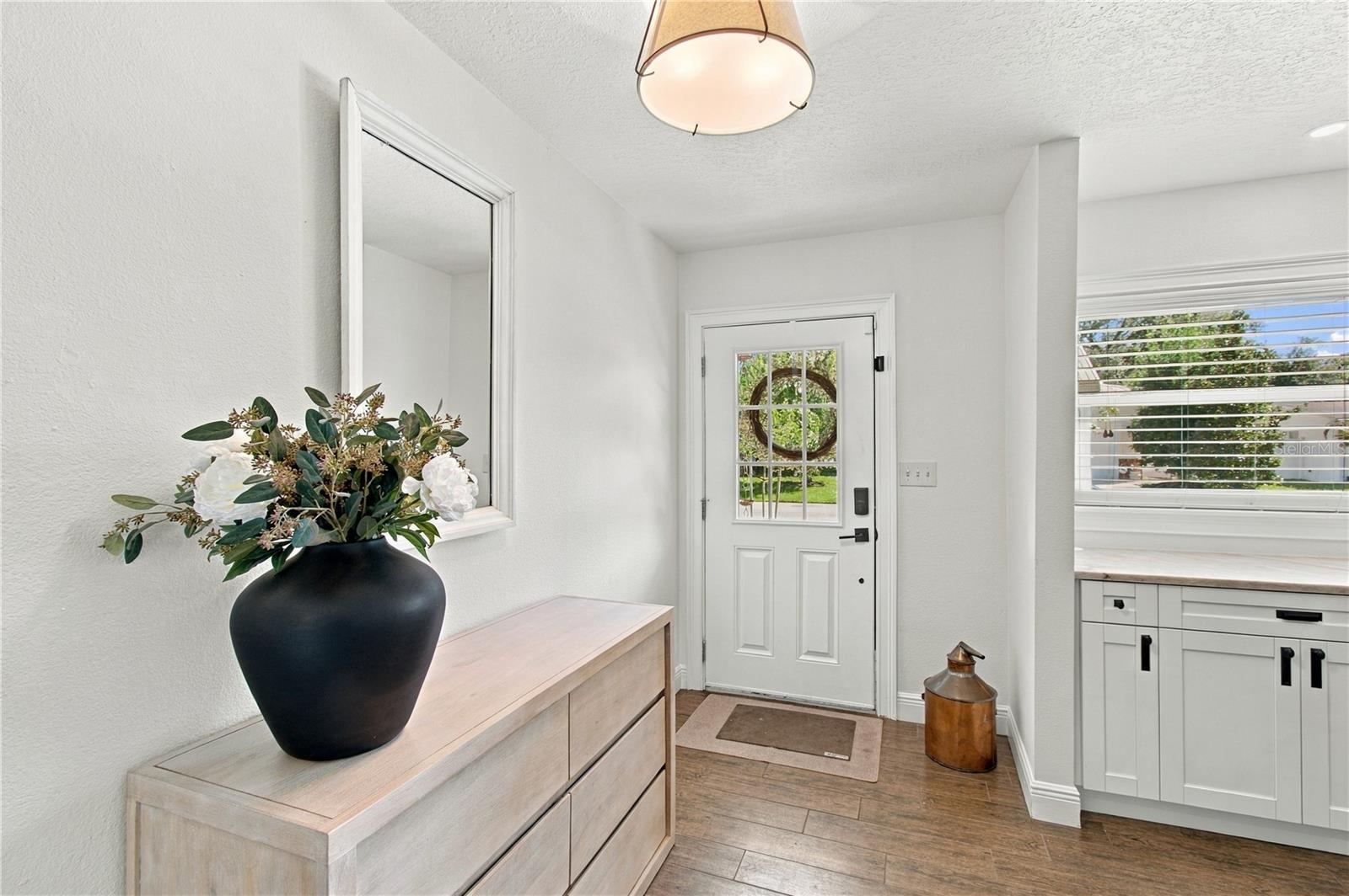 4613 S FERDINAND AVE — photo 6