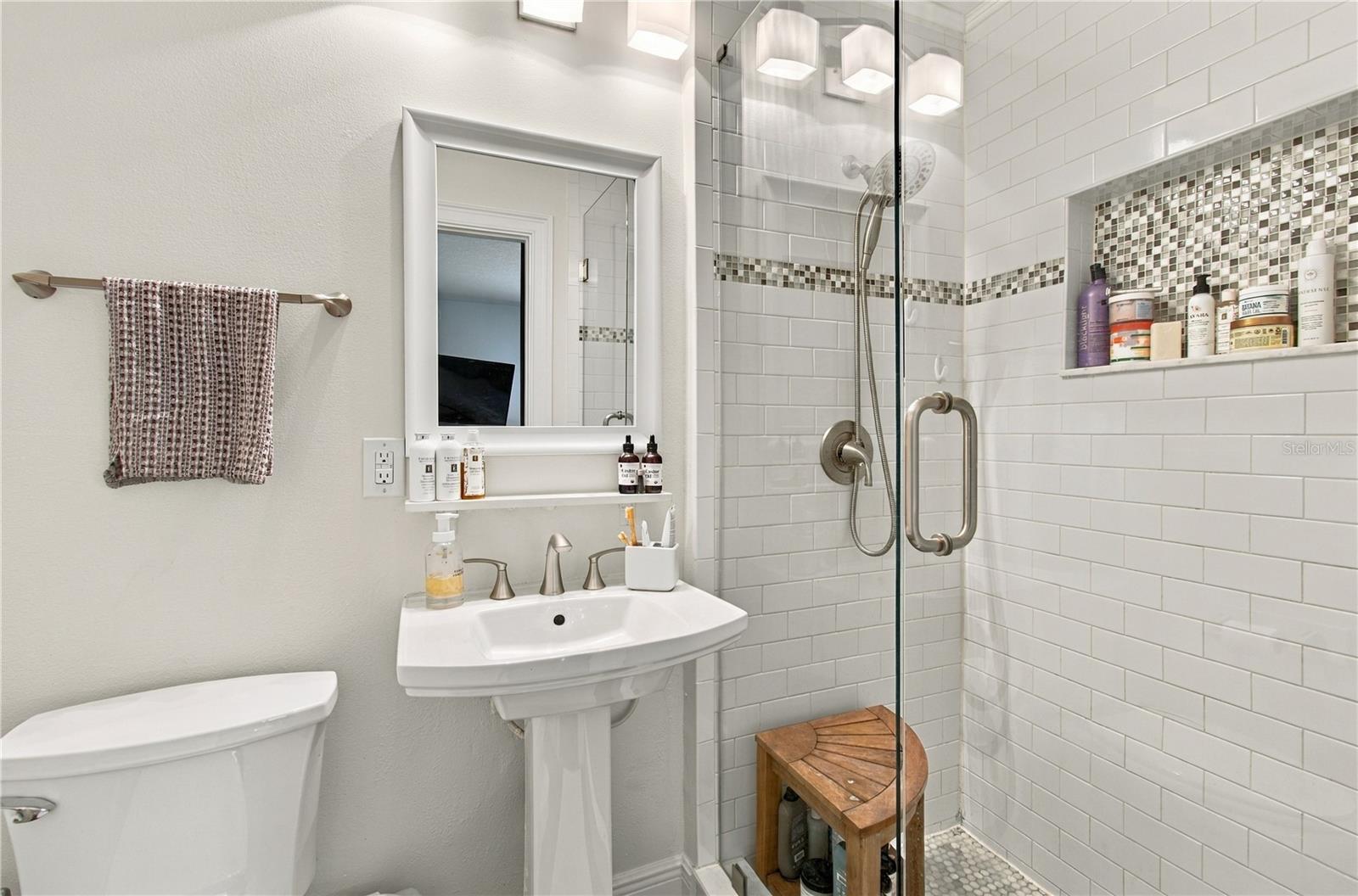 4613 S FERDINAND AVE — photo 25