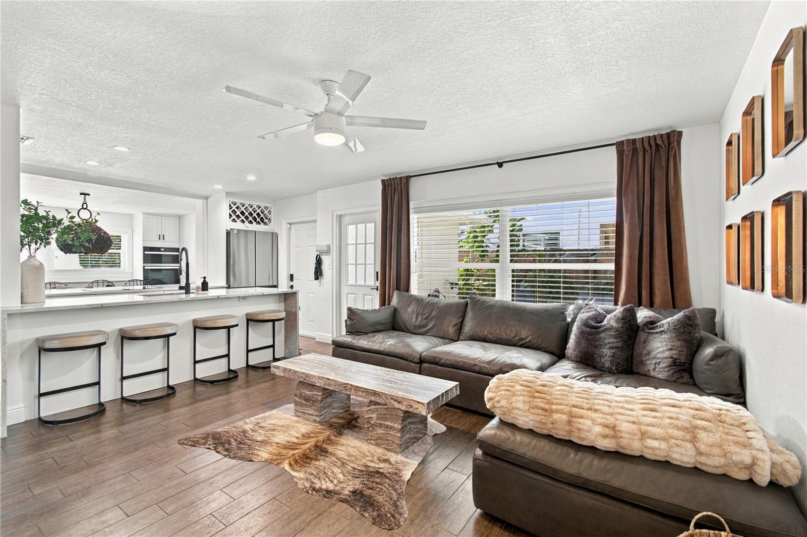 4613 S FERDINAND AVE — photo 19