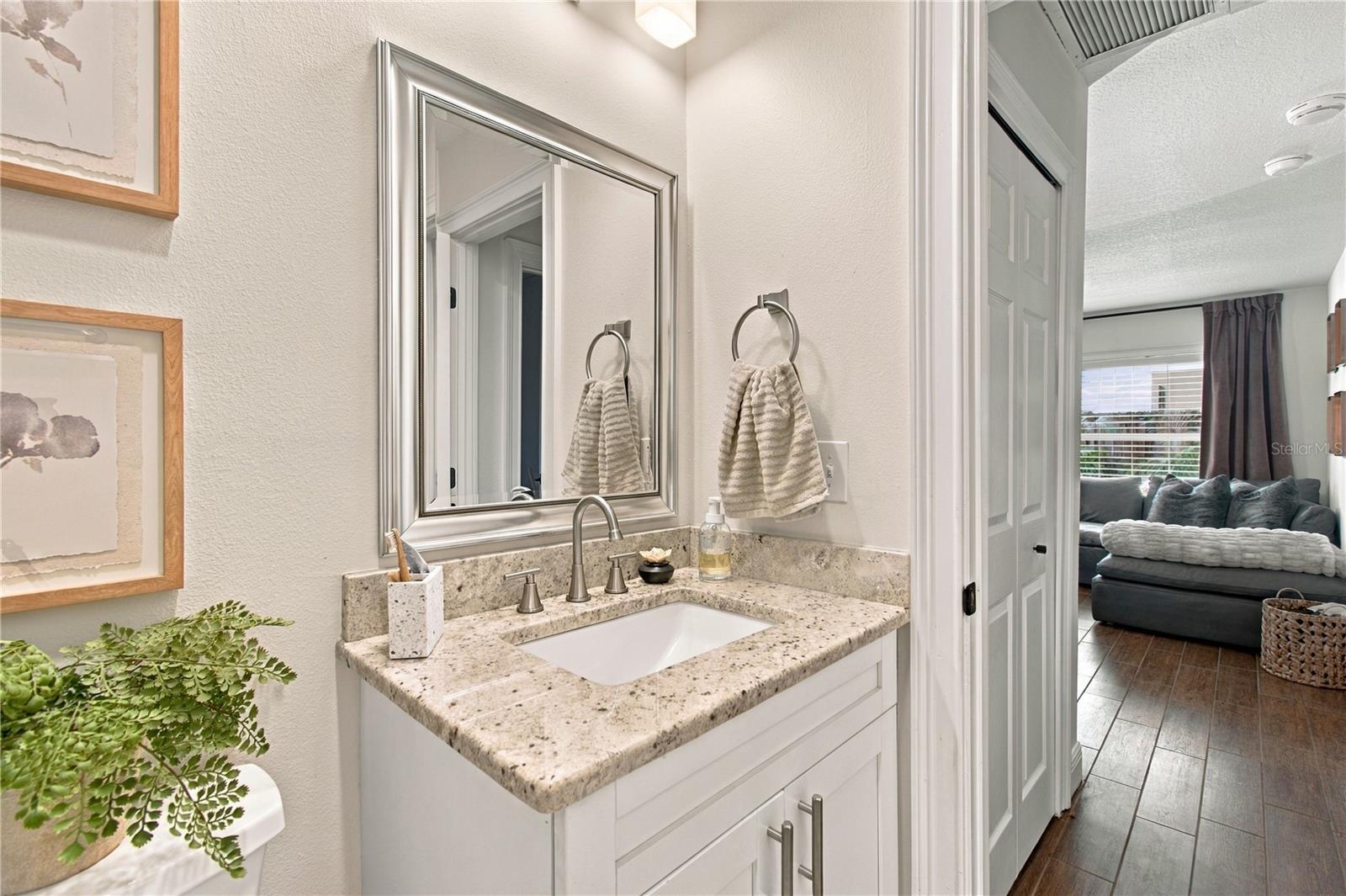 4613 S FERDINAND AVE — photo 33