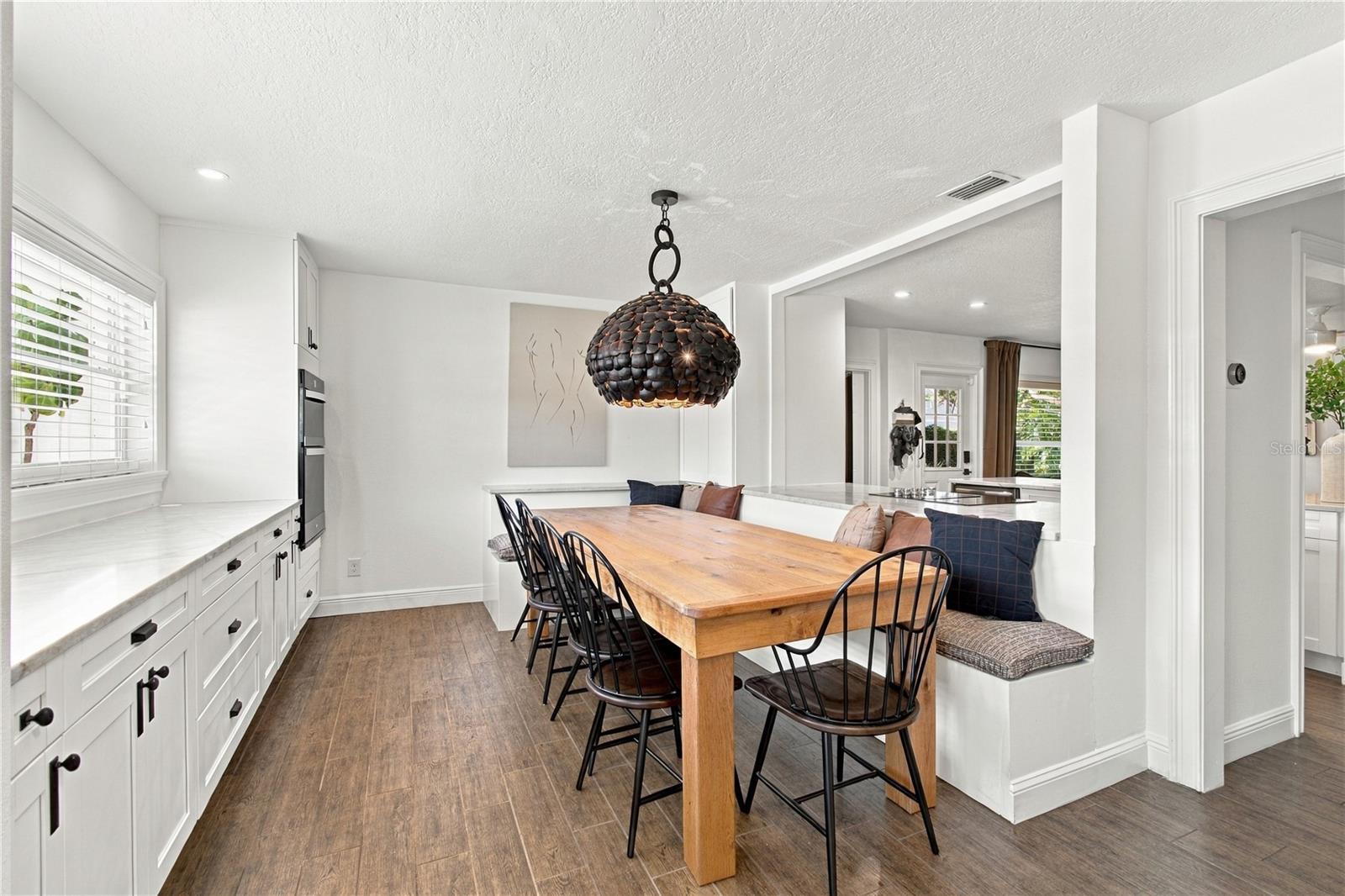 4613 S FERDINAND AVE — photo 10