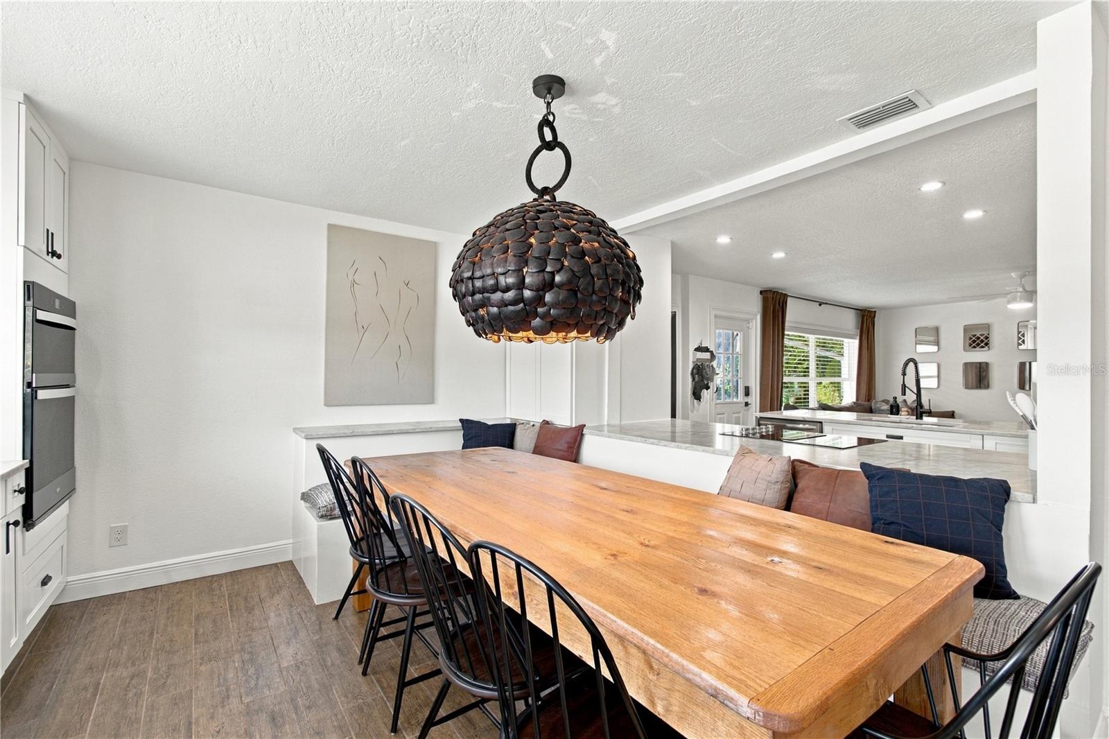 4613 S FERDINAND AVE — photo 11