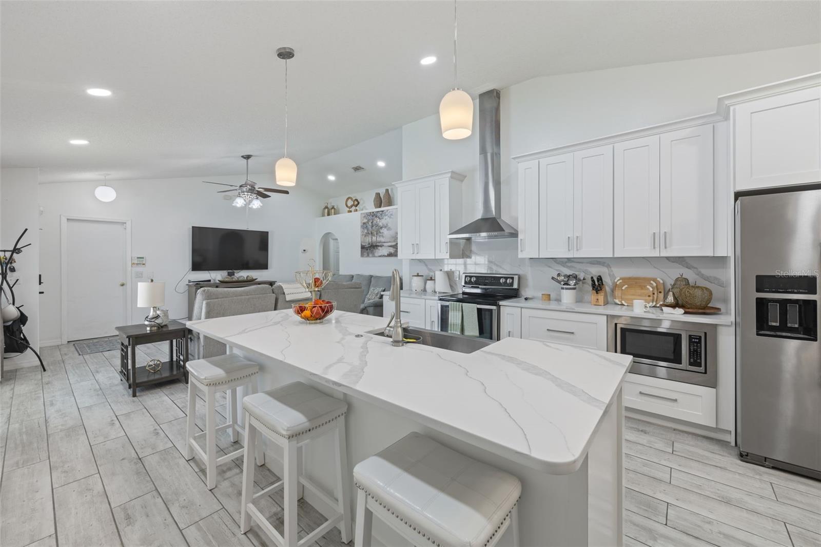 1012 BRENTON LEAF DR — photo 11