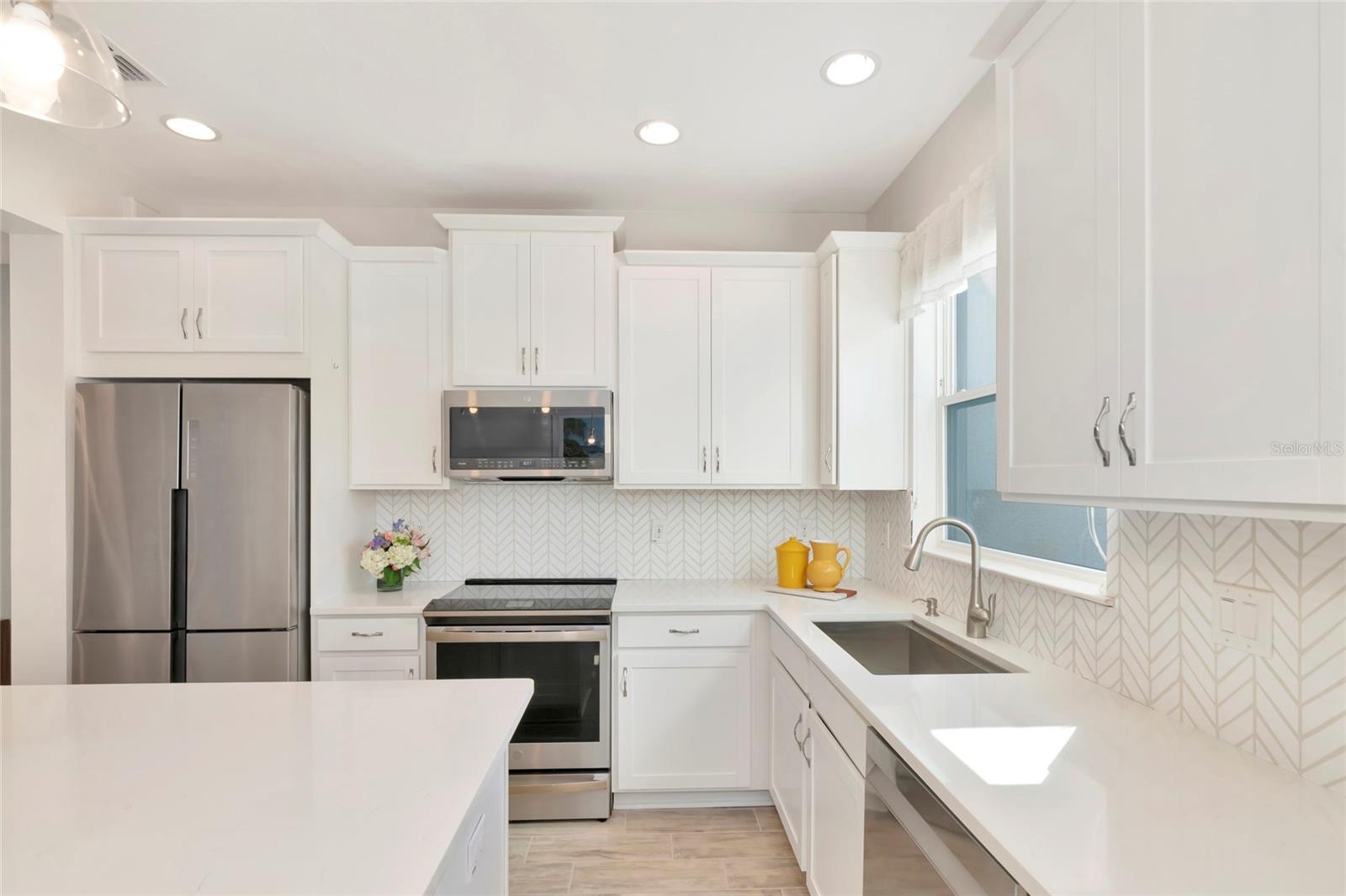 12121 TRAILHEAD DR — photo 12