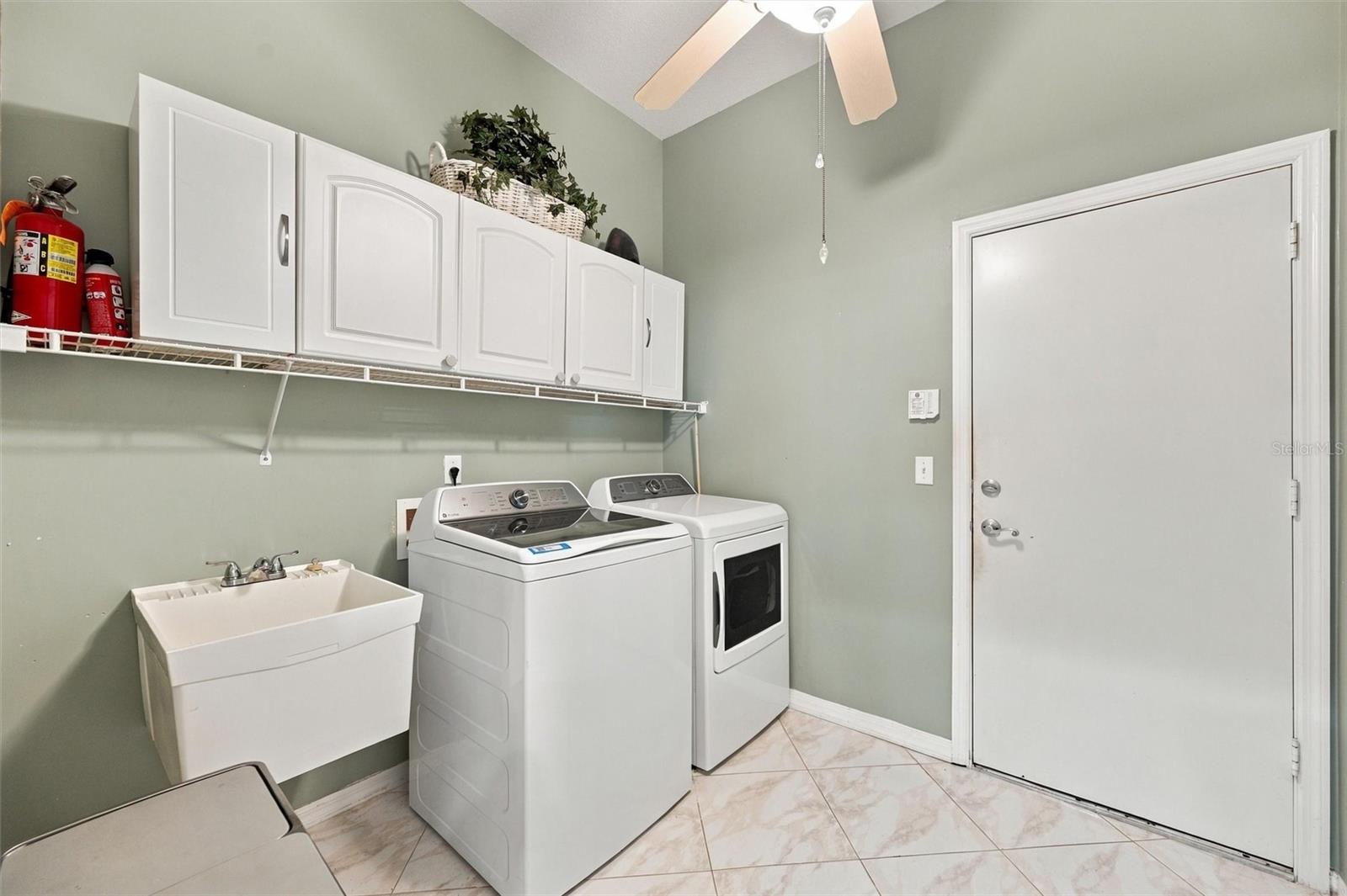2223 PLATINUM DR — photo 52