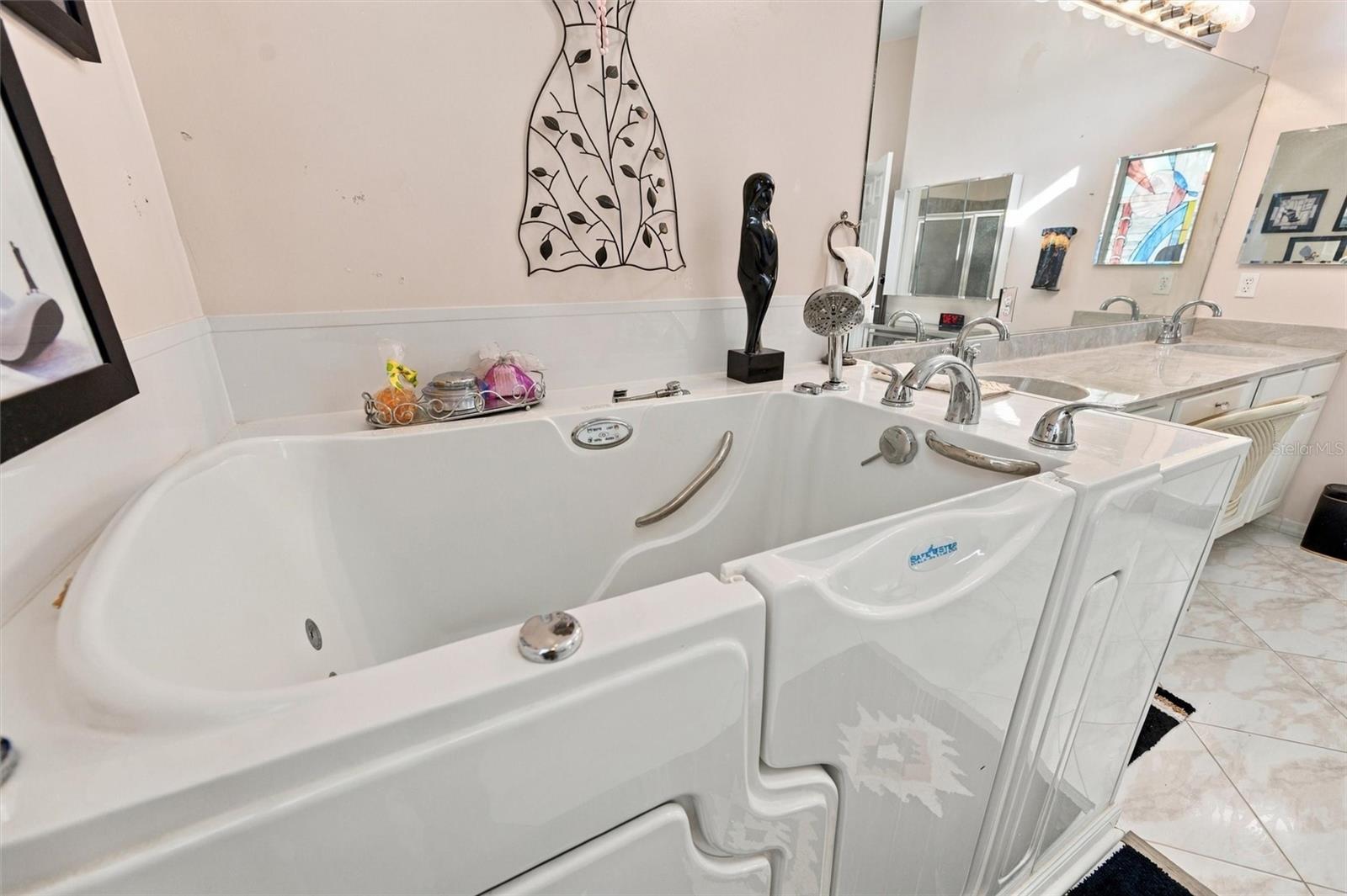 2223 PLATINUM DR — photo 71