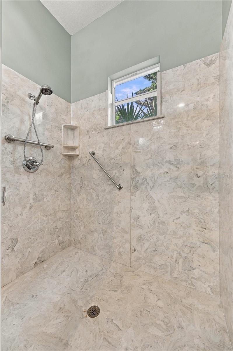 2223 PLATINUM DR — photo 60