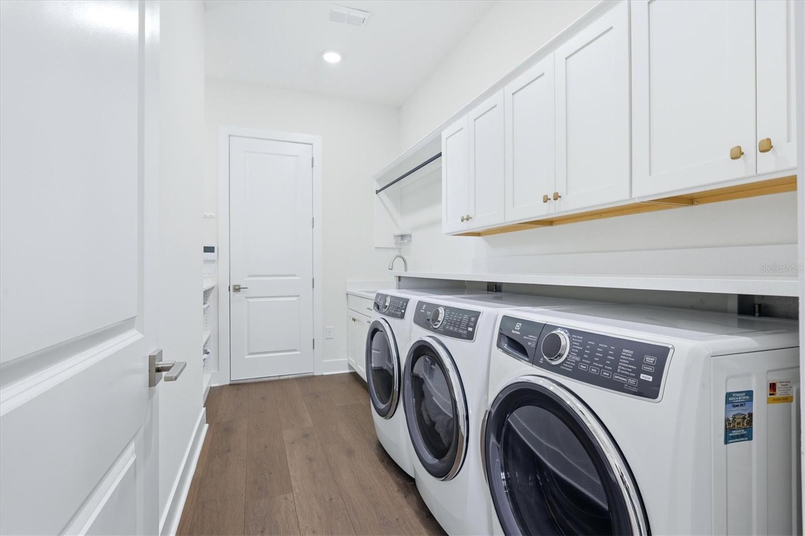 18504 FOXTAIL LOOP — photo 36